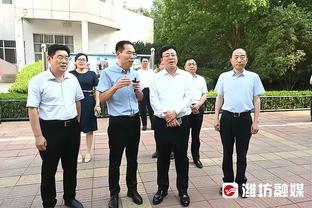 张琳芃赛前圆阵喊话：放下包袱 当成人生最后一场比赛去踢